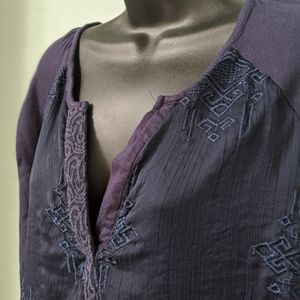 Rxb Navy top with embroidered accents on front L Gorgeous